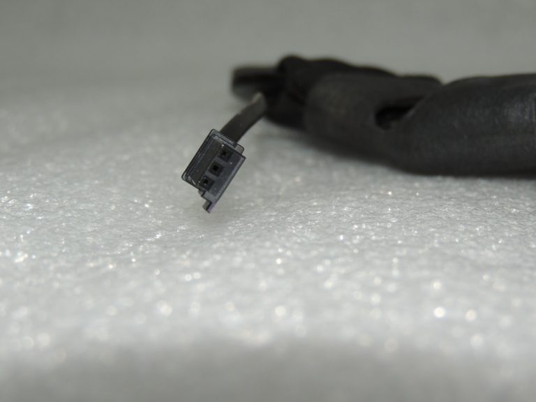 BMW F10 F11 Aizmugurējās drošības jostas sprādzes centrs 72117243275 7243275