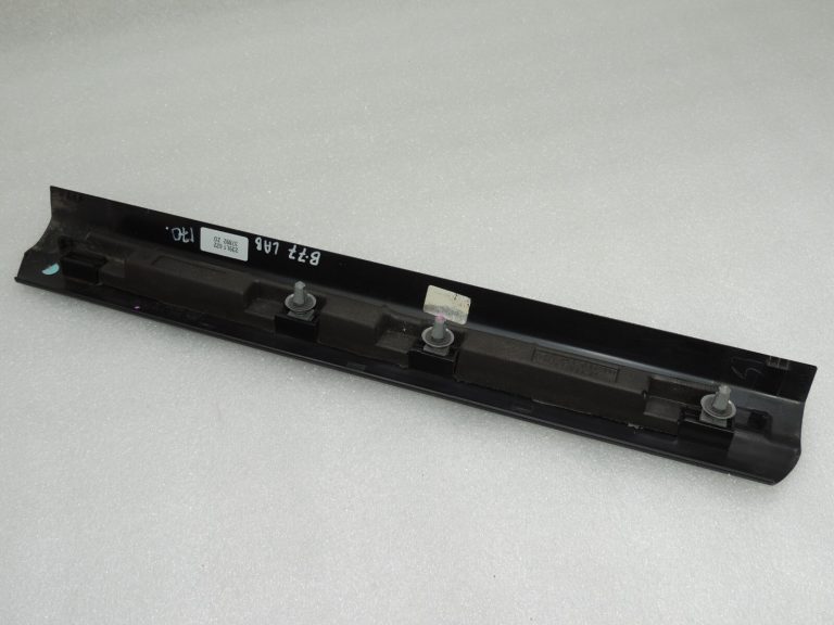 BMW F10 F11 Piekļuves pārsega līstes iekšpusē priekšpusē pa kreisi pa labi 51477358063 7358063