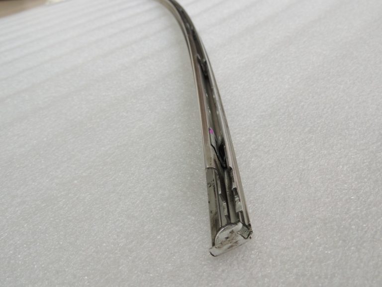 BMW F10 loga rāmis augšējais durvju rāmis hromēts aizmugurējais kreisais 51357182299 7182299