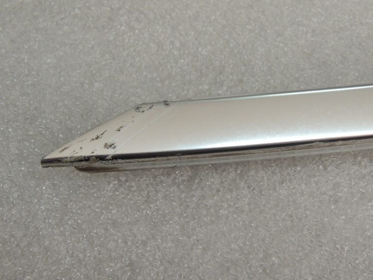 BMW F10 F11 loga rāmis augšējais durvju rāmis hromēts priekšējais labais 51337182282 7182282