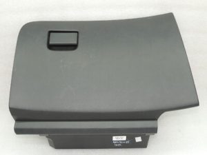 Nissan Qashqai J11 cimdu nodalījums LHD 685104EH4A