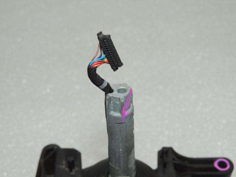 BMW F01 F01 F02 F03 F04 F04 F07 F10 F11 Pārnesumu pārslēgs 61317950394 7950394