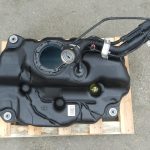 Oriģinālā Toyota Yaris IV (XP210) 1.5 HEV 68 kW degvielas tvertne 77001K0090