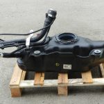 Oriģinālā Toyota Yaris IV (XP210) 1.5 HEV 68 kW degvielas tvertne 77001K0090