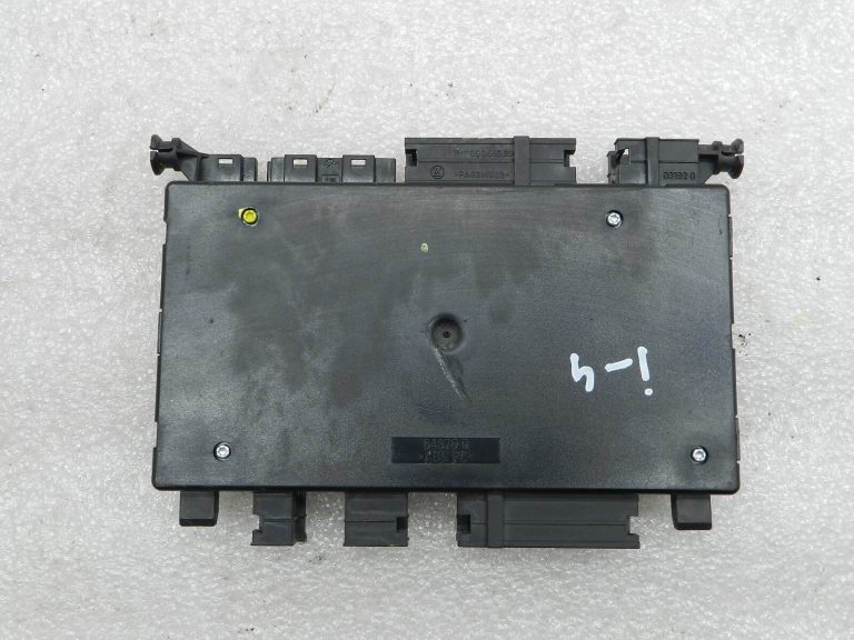 Chrysler Grand Voyager oriģināls vadības bloks sēdekļu atmiņas DEFEKTĪVS