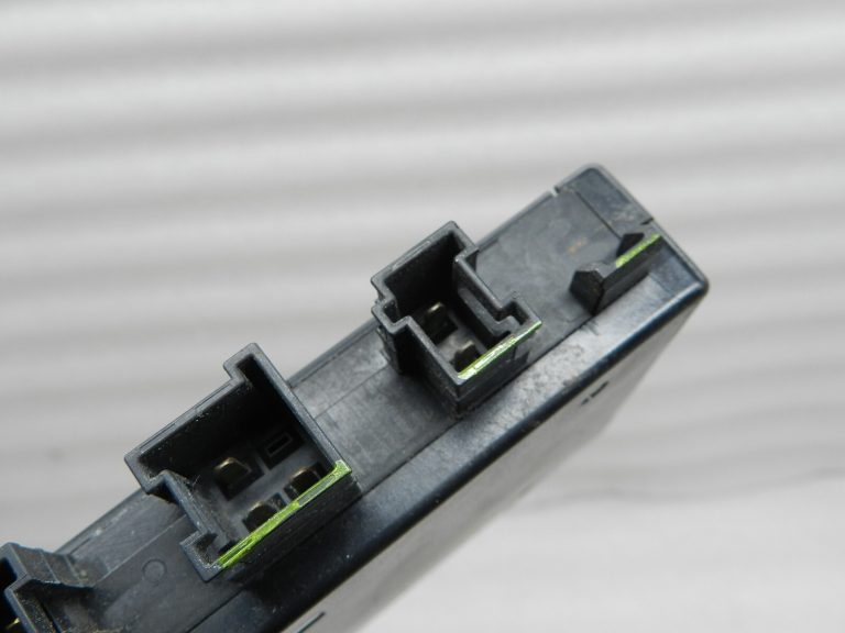Chrysler Grand Voyager oriģināls vadības bloks sēdekļu atmiņas DEFEKTĪVS