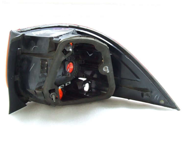 VW Golf Mk6 oriģināls aizmugurējais bremžu lukturis kreisais 1k9945095h