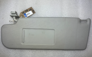 VW Golf Mk6 oriģinālais saules aizsarga vāks spoguļa aizsarga kreisais 1K0857551N