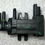 Oriģinālais PSA Citroen Peugeot spiediena pārveidotājs izplūdes gāzu kontrolei 9810400480