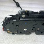 VW Golf Mk6 oriģinālā durvju slēdzene priekšējā labā 3d1837015ab
