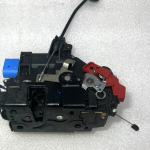 VW Golf Mk6 oriģinālā durvju slēdzene priekšējā labā 3d1837015ab