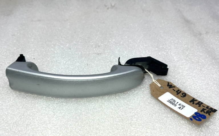 VW Golf Mk6 oriģinālais ārdurvju rokturis priekšējais aizmugurējais kreisais 1K5837205