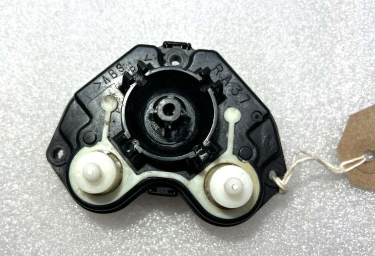 Mazda CX-7 labās puses ārējā spoguļa motora servomotors EH116912ZA
