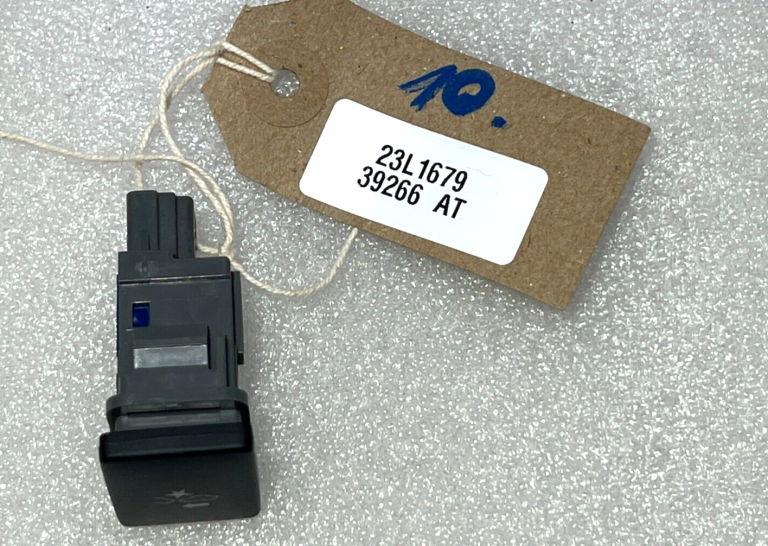 Toyota Yaris P13 Oriģinālais pirms sadursmes sistēmas atcelšanas slēdzis 847700D020
