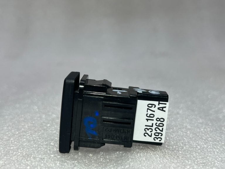 Toyota Yaris oriģināls automātiskais tālās gaismas slēdzis 84153F4010
