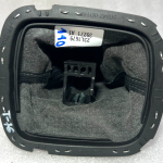 Toyota Yaris P13 Oriģināla pārnesumu pārslēgšanas svira 588080D270B8