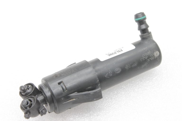 Oriģinālā GM Opel Insignia A priekšējo lukturu mazgāšanas sprausla labajā pusē 13227349, 1452136