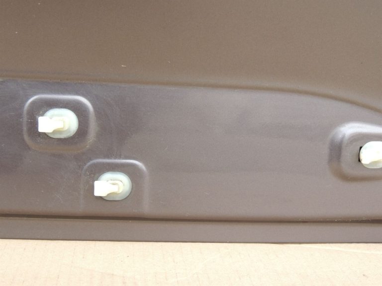 Nissan X-Trail T31 Aizmugurējās kreisās durvis Aizmugurējās kreisās durvis K55 Brūngani pelēks met.