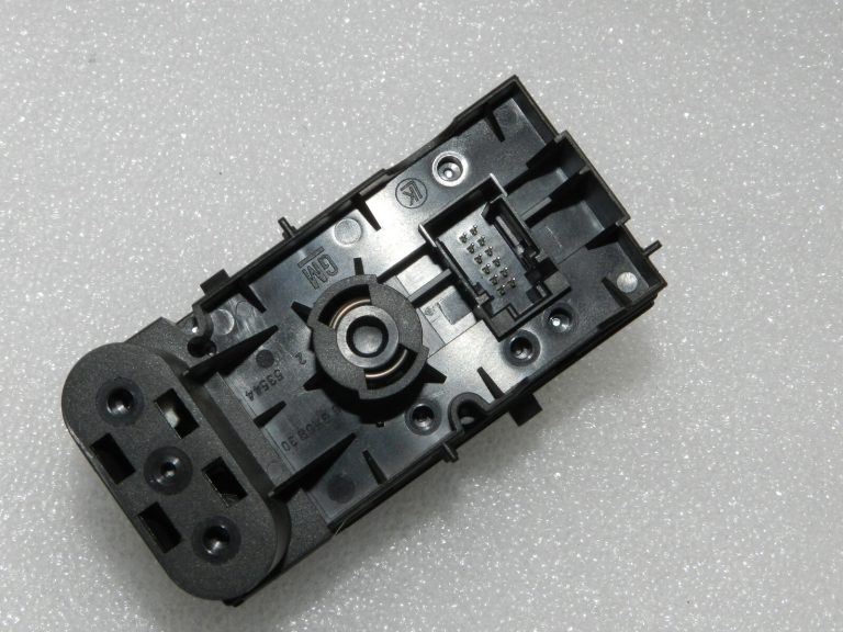 OEM Opel Vectra C Signum apgaismojuma slēdzis 13177066, 13178318, 6240315