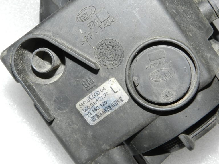 Oriģinālais Opel Vectra C priekšējais kreisais miglas lukturis 13162129, 93181409, 6710037