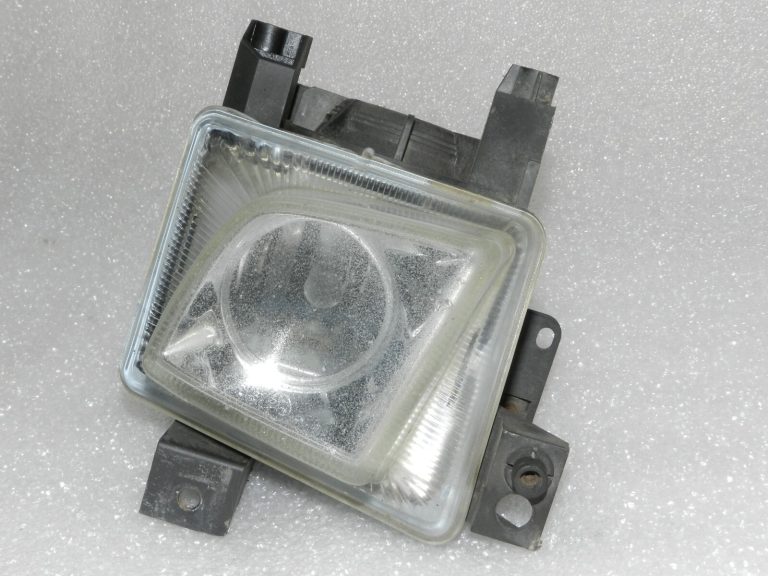 Oriģinālais Opel Vectra C priekšējais kreisais miglas lukturis 13162129, 93181409, 6710037