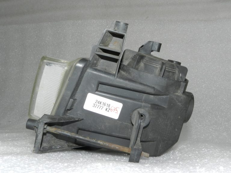 Oriģinālais Opel Vectra C priekšējais kreisais miglas lukturis 13162129, 93181409, 6710037