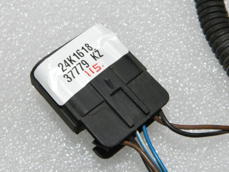Opel Vectra C Priekšējo miglas lukturu / temperatūras sensora vadu instalācija 24419043