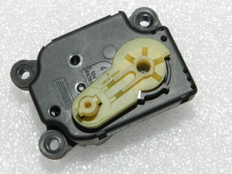 Opel Vectra C Saab 9-3 gaisa kondicionēšanas sistēmas apsildes vārstu aktuators 09180204 9180204