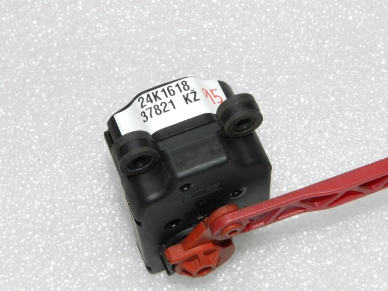 Opel Vectra C Saab 9-3 gaisa kondicionēšanas sistēmas apsildes vārstu aktuators 09180203 9180203