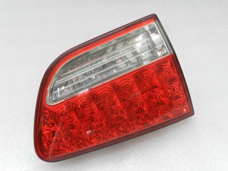 OEM 2011 Citroen C-Crosser aizmugurējās durvis aizmugurējais kreisais lukturis 6350 EK, 6350EK