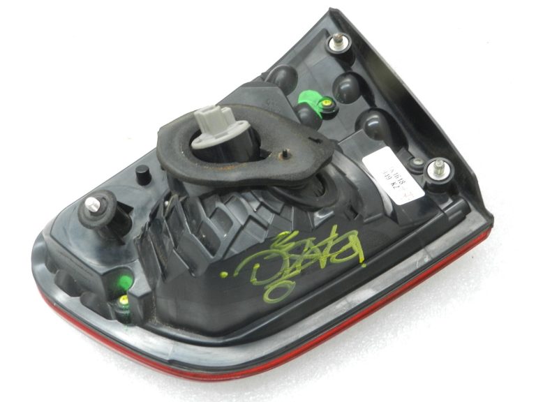 OEM 2011 Citroen C-Crosser aizmugurējās durvis aizmugurējais kreisais lukturis 6350 EK, 6350EK