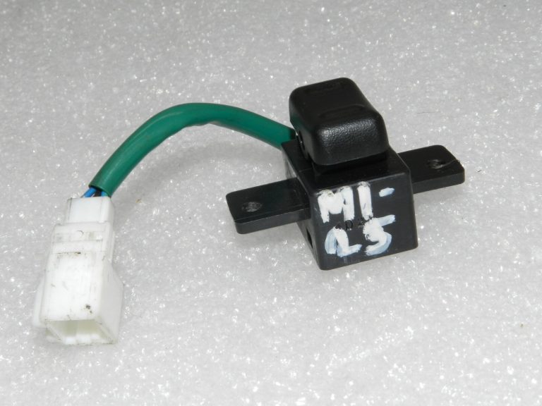 OEM Mitsubishi Grandis jumta pārslēdzējs MR523078