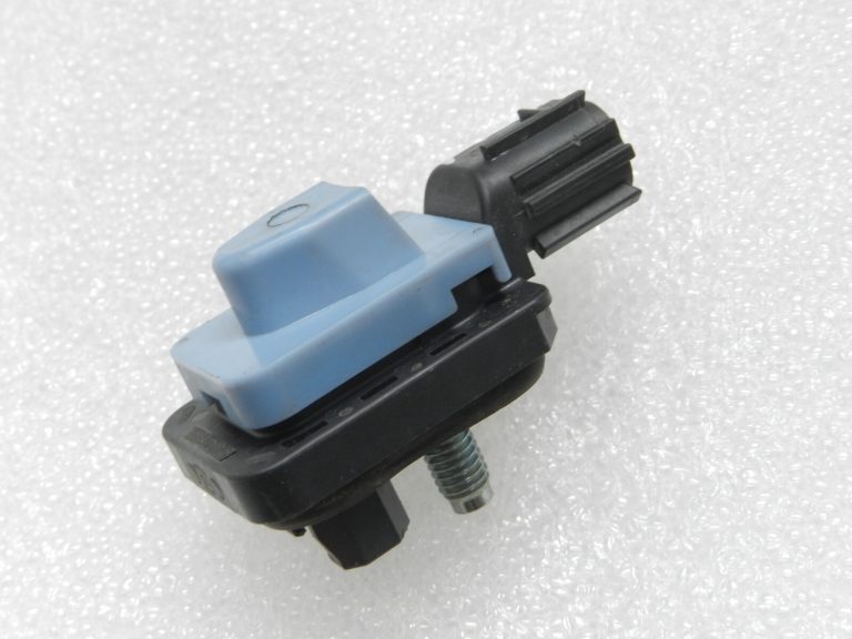 Oriģināls Toyota Yaris IV (XP210) sānu drošības spilvena sensors 8983A0D010, 8983A-0D010