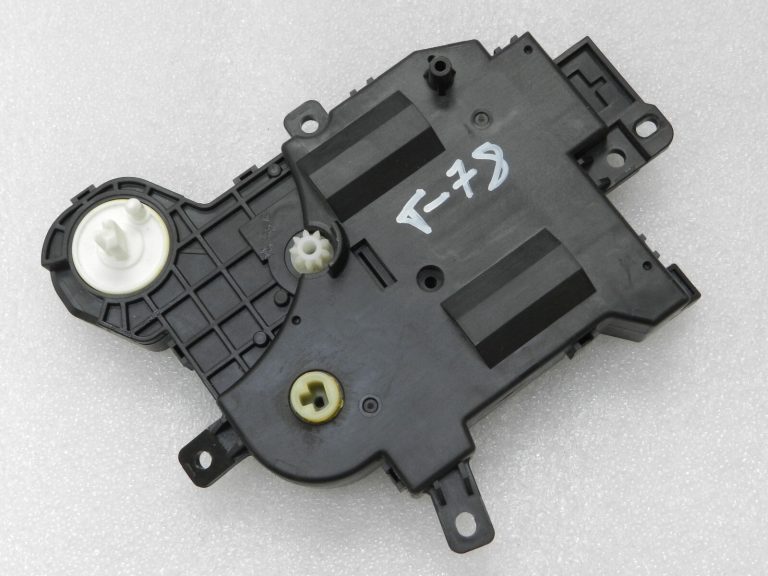Oriģināls Toyota Yaris IV (XP210) gaisa kondicionēšanas sistēmas izpildmehānisms 8710602540, 87106-02540