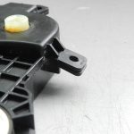 Oriģināls Toyota Yaris IV (XP210) gaisa kondicionēšanas sistēmas izpildmehānisms 8710602540, 87106-02540