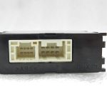Oriģinālais Toyota Yaris IV (XP210) vējstikla tīrītāja releja 8594052100, 85940-52100