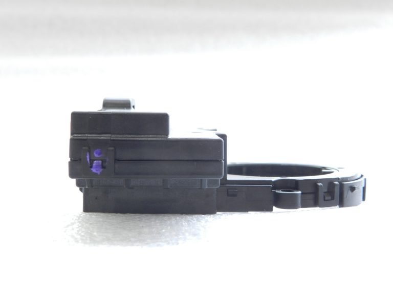 Oriģināls Toyota Yaris IV (XP210) stūres leņķa sensors 8924BK0020, 8924B-K0020
