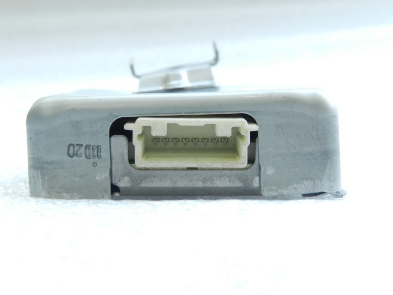 Toyota Yaris IV (XP210) Vadības bloks Transportlīdzekļa tuvošanās skaļrunis 86572K0010