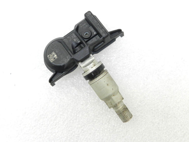OEM Toyota Yaris IV (XP210) Riteņu sensors Riepu spiediena sensors 4260702070, 42607-02070