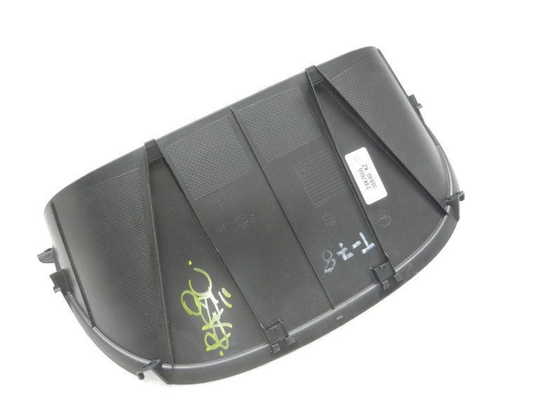 Toyota Yaris IV (XP210) instrumentu paneļa vāks virs ātruma mērītāja 55410K0050