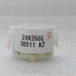 Oriģinālais Toyota Yaris IV (XP210) aizdedzes slēdzis aizdedzes slēdzene 8445033040