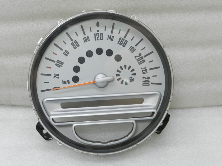 MINI R56 1.6i instrumentu klastera spidometrs 62109233767, 9233767, 9136193