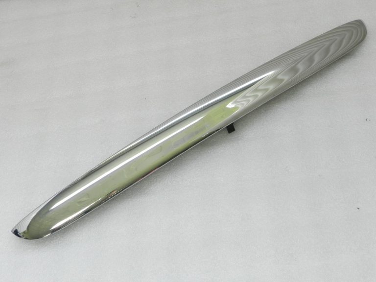 Oriģinālais MINI R56 aizmugurējo durvju rokturis ar hromētu profilu 51132753603, 2753603