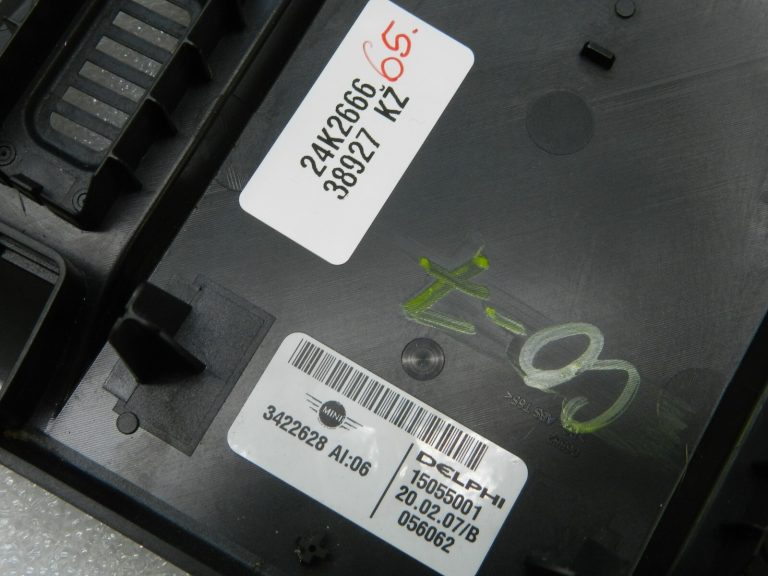 MINI R56 Priekšējais salona apgaismojuma pārsegs melns 61319234134, 9234134