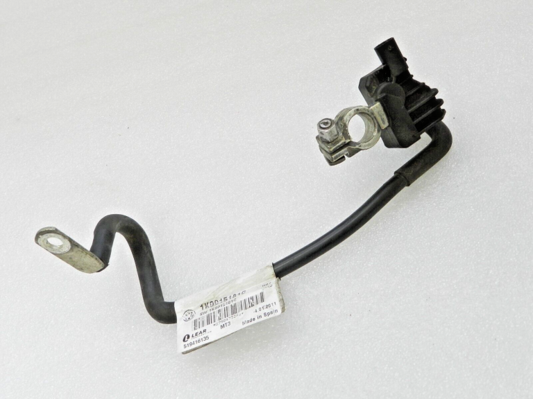 Oriģinālais VW Golf Mk6 Audi Seat Skoda akumulatora vadības bloks mīnus kabelis 1K0915181C