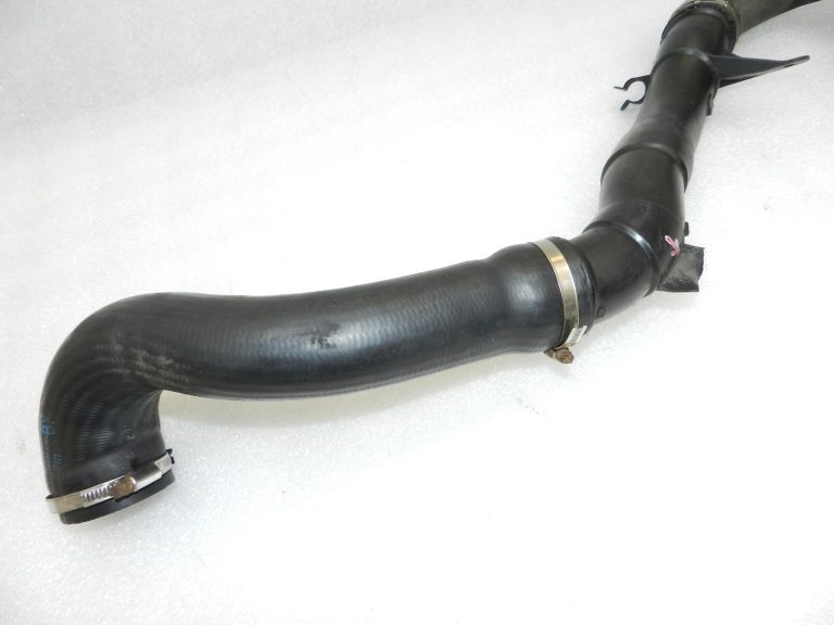 OEM Opel Vectra C Signum 1.9 CDTi uzpildes gaisa šļūtene 55350922, 13289462, 835289