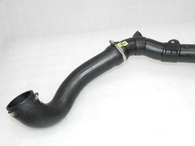 OEM Opel Vectra C Signum 1.9 CDTi uzpildes gaisa šļūtene 55350922, 13289462, 835289