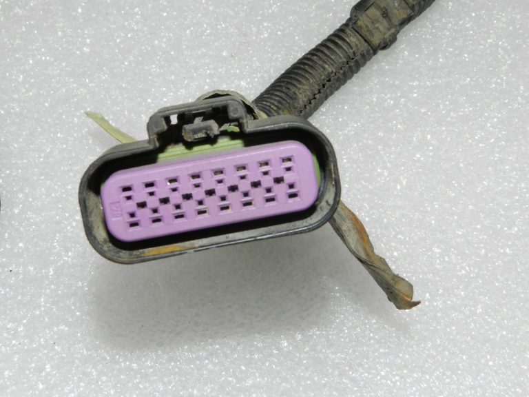 Opel Vectra C 1.9 CDTi aizmugurējās ass ass ātruma sensors 13167365 6294418