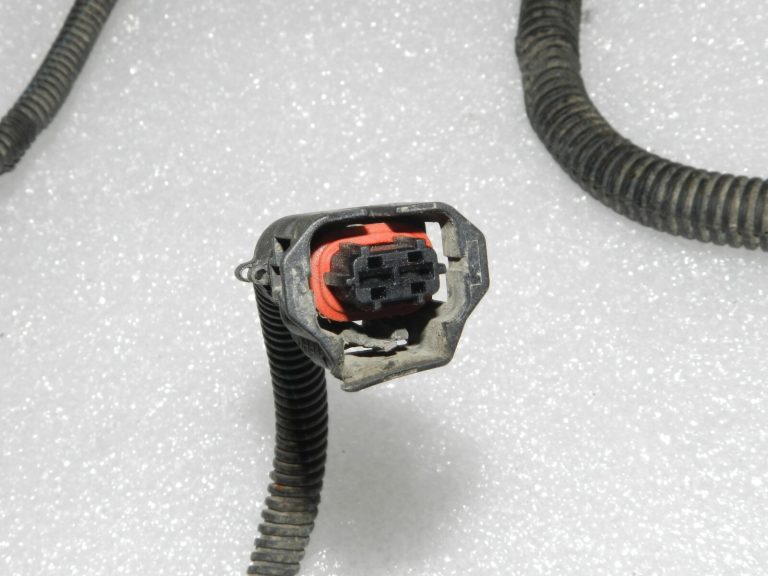Opel Vectra C 1.9 CDTi aizmugurējās ass ass ātruma sensors 13167365 6294418