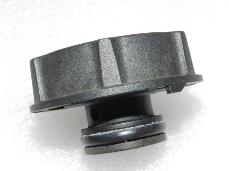 OEM Ford Kuga Mk1 Fiesta Mk7 dzesēšanas šķidruma rezervuāra vāciņš 5193938, DG93-8101-AA